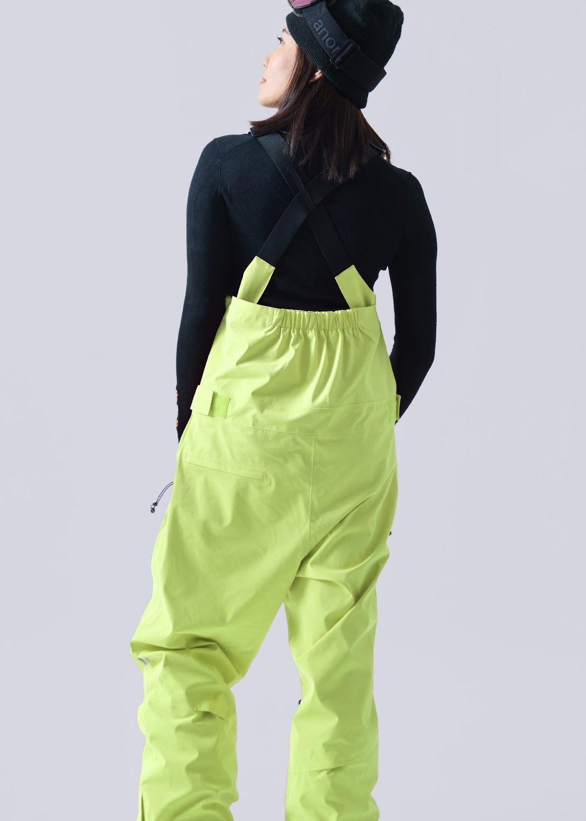 The YelloJello bib